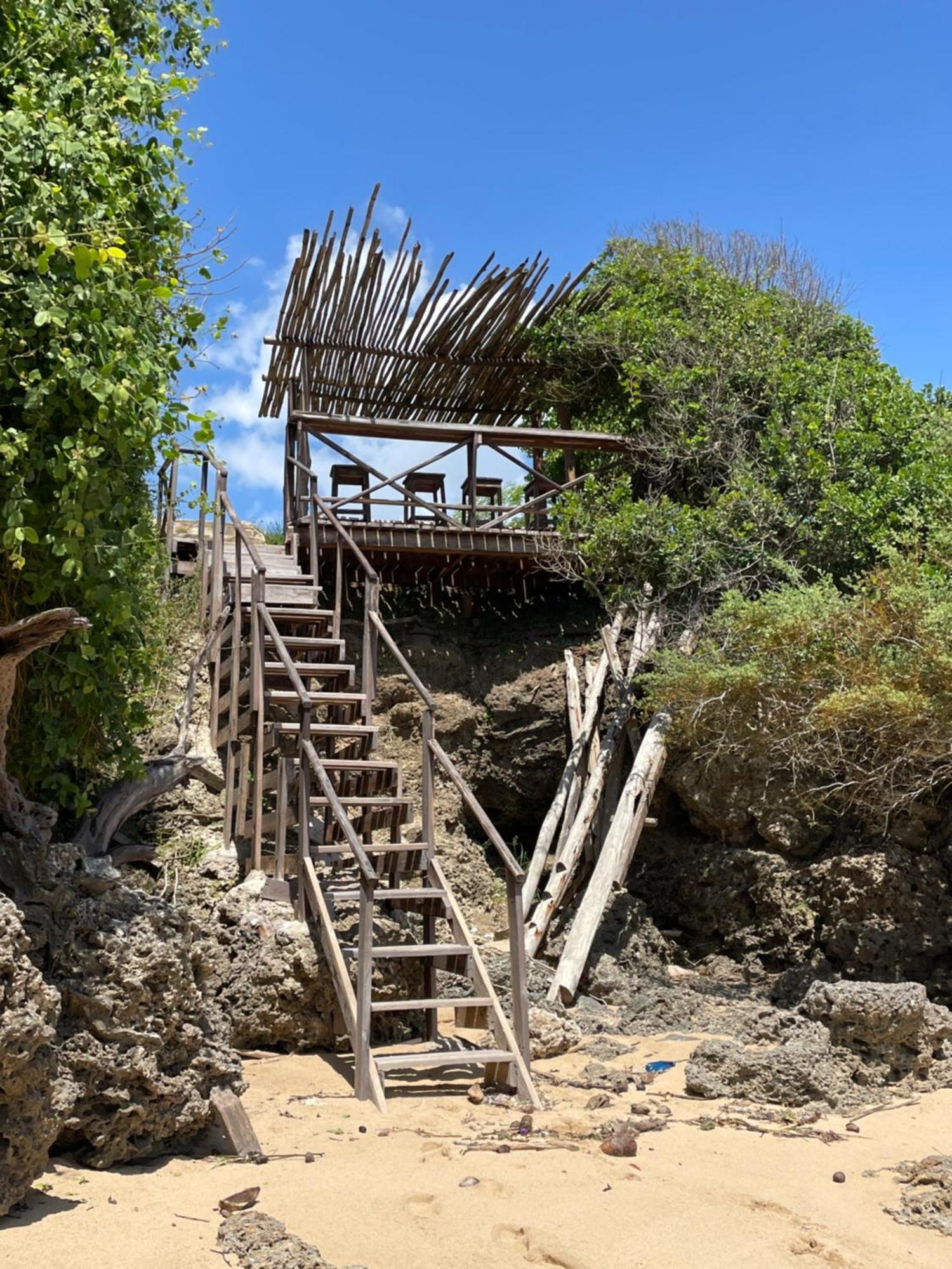 Pangani Cliffs Lodge Exterior photo